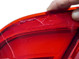 LANTERNA TRASEIRA ESQUERDA BMW F30 320 328 CANTO TRINCADA