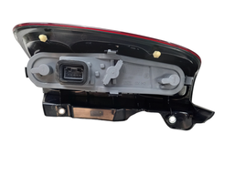 LANTERNA TRASEIRA DIREITA UNO VIVACE 11/16 SPORTING / WAY 14