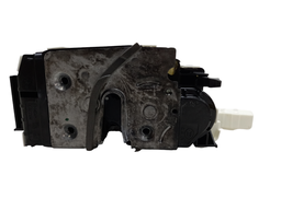 FECHADURA PORTA TRASEIRA DIREITA MERCEDES GLA A B 200 15/20