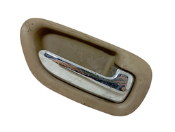 MAÇANETA INTERNA DIREITA CHRYSLER STRATUS 1995 A 2000