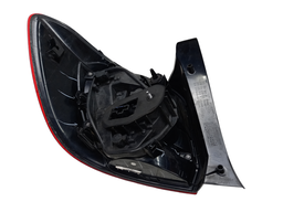 LANTERNA TRASEIRA DIREITA SANDERO 2015 2016 A 2020