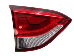 LANTERNA TRASEIRA ESQUERDA SPIN 2019/24 BORDA VERMELHA MALA