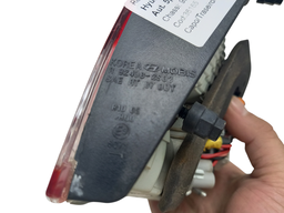 LANTERNA TRASEIRA DIREITA IX35 2010 2011 A 2022 (MALA)