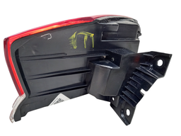 LANTERNA TRASEIRA ESQUERDA PULSE 2022 2023/ (CANTO)