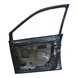 PORTA DIANTEIRA DIREITA LIVINA 2010 A 2014