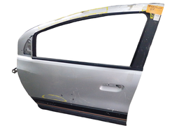 PORTA DIANTEIRA ESQUERDA SPIN ACTIV 2015/ COM AVARIA 