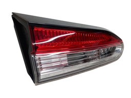 LANTERNA TRASEIRA ESQUERDA COROLLA CROSS 2022 2023/.. (MALA)