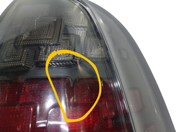 LANTERNA TRASEIRA DIREITA UNO SPORTING WAY ATTRACTIVE 15/21 