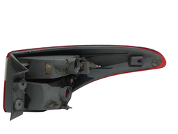 LANTERNA TRASEIRA ESQUERDA HB20 HATCH 2013 A 2019 DETALHE