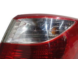 LANTERNA TRASEIRA DIREITA HB20 SEDAN 2013 A 2019 DETALHE