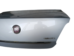 TAMPA TRASEIRA LINEA 2009 A 2014