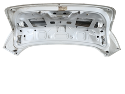 TAMPA TRASEIRA FOCUS SEDAN 2014 A 2015 C/DETALHE