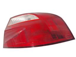 Lanterna Traseira Direita Voyage G6 G7 (canto) Com Detalhe