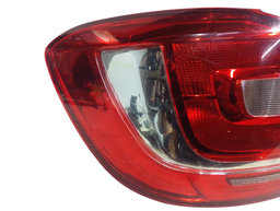 LANTERNA TRASEIRA ESQUERDA SANDERO 2015 2016 A 2020