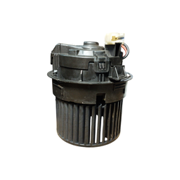 MOTOR VENTILADOR INTERNO NISSAN KICKS 2016 A 2021
