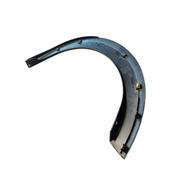 MOLDURA PARALAMA TRASEIRO DIREITO KICKS 2017/