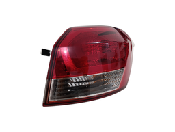 LANTERNA TRASEIRA DIREITA CRETA 2017 A 2024 S/ LED (CANTO)