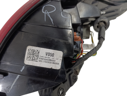 LANTERNA TRASEIRA DIREITA CRETA 2017 A 2024 S/ LED (CANTO)