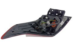 LANTERNA TRASEIRA DIREITA CRETA 2017 A 2024 S/ LED (CANTO)