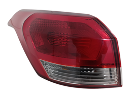 LANTERNA TRASEIRA ESQUERDA CRETA 2017 A 2024 S/ LED (CANTO)