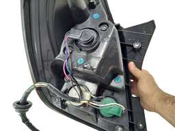 LANTERNA TRASEIRA DIREITA CAPTIVA 2008 2009 A 2012 ORIGINAL