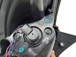 LANTERNA TRASEIRA DIREITA CAPTIVA 2008 2009 A 2012 ORIGINAL