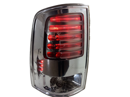 LANTERNA TRASEIRA ESQUERDA RAM 2500 16/18 1500 CLASSIC 22/23