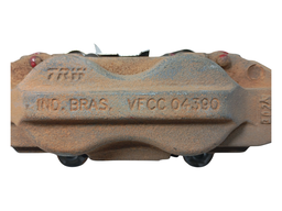 PINCA FREIO DIANTEIRO ESQUERDO HILUX SR SRV SW4 2005 A 2015