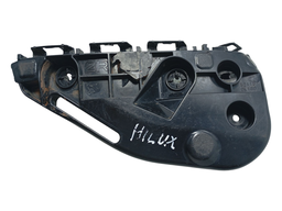 SUPORTE GUIA PARACHOQUE DIREITO HILUX 2016 A 2020 521150K180