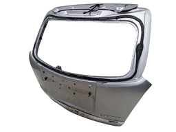 TAMPA TRASEIRA CAPTIVA 2008 2009 A 2017 C/DETALHE