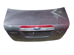 TAMPA TRASEIRA FUSION 2010 2010 A 2012 C/DETALHE