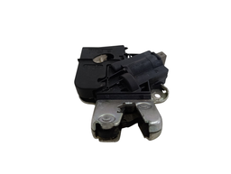 FECHADURA TAMPA MALA PASSAT 2006/15 JETTA 2007/10 A4 2008/16