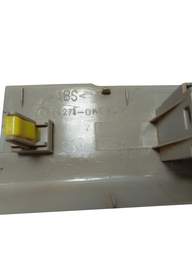 MOLDURA BOTAO VIDRO TRASEIRO DIREITO HILUX 2005 A 2015