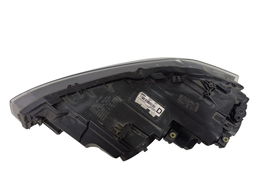 FAROL DIREITO POLO VIRTUS 18/22 MÁSCARA NEGRA FRISO CROMADO