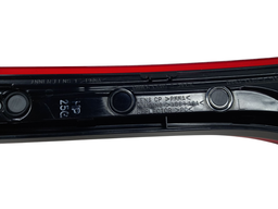 LANTERNA TRASEIRA ESQUERDA ECLIPSE CROSS 2019 A 2022 (MALA)