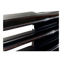 GRADE JETTA 2015 A 2018 C/ FRISO CROMADO COM DETALHE 