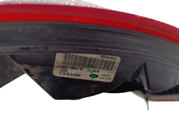 LANTERNA TRASEIRA DIREITA NEW FIESTA HATCH 2013 A 2019