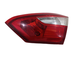 LANTERNA TRASEIRA DIREITA FOCUS SEDAN 2014 A 2015 (MALA)