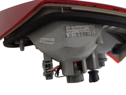 LANTERNA TRASEIRA DIREITA FOCUS SEDAN 2014 A 2015 (MALA)