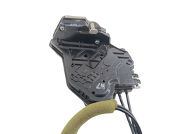 FECHADURA TRA ESQ COROLLA 15/19 HILUX SW4 CROSS YARIS 16/ 