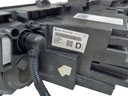 FAROL DIREITO PULSE FASTBACK 2022 2023 2024/SUPORTE QUEBRADO