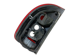 LANTERNA TRASEIRO DIREITO CORSA HATCH PICK UP 94/02 (CANTO)