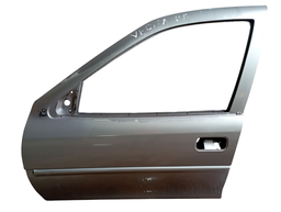 PORTA DIANTEIRA ESQUERDA VECTRA 1997 1999 2000 A 2005 