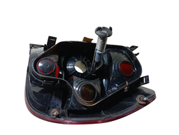 LANTERNA TRASEIRA ESQUERDA FOX 2003 2004 2005 A 2010