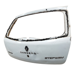 TAMPA TRASEIRA SANDERO 2008 2009 A 2014 (DETALHE)