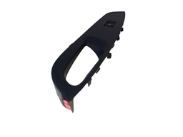 BOTÃO COMANDO VIDRO DIANTEIRO DIREITO YARIS 2019/...