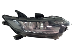 Farol Direito Outlander 2016 2017 a 2022
