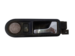 MAÇANETA INTERNA TRASEIRA ESQUERDA PASSAT 1998 A 2005