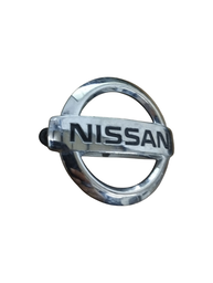 EMBLEMA CAPO TRASEIRO NISSAN MARCH SENTRA 2007 A 2012
