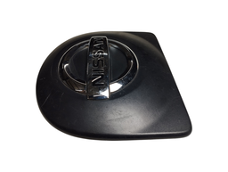 EMBLEMA TAMPA TRASEIRA NISSAN LIVINA